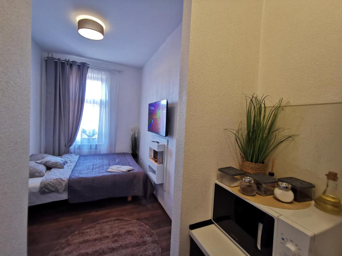 Small Studio Apartment Klaipeda Exterior photo